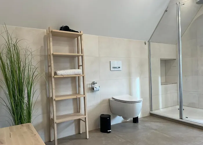 アパート Seeherz ビューズム